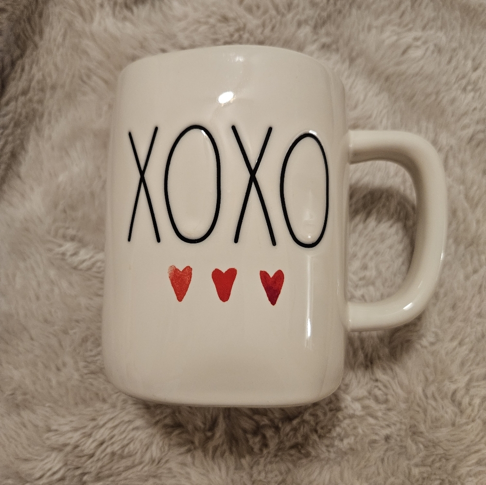 Rae Dunn XOXO Ceramic Mug